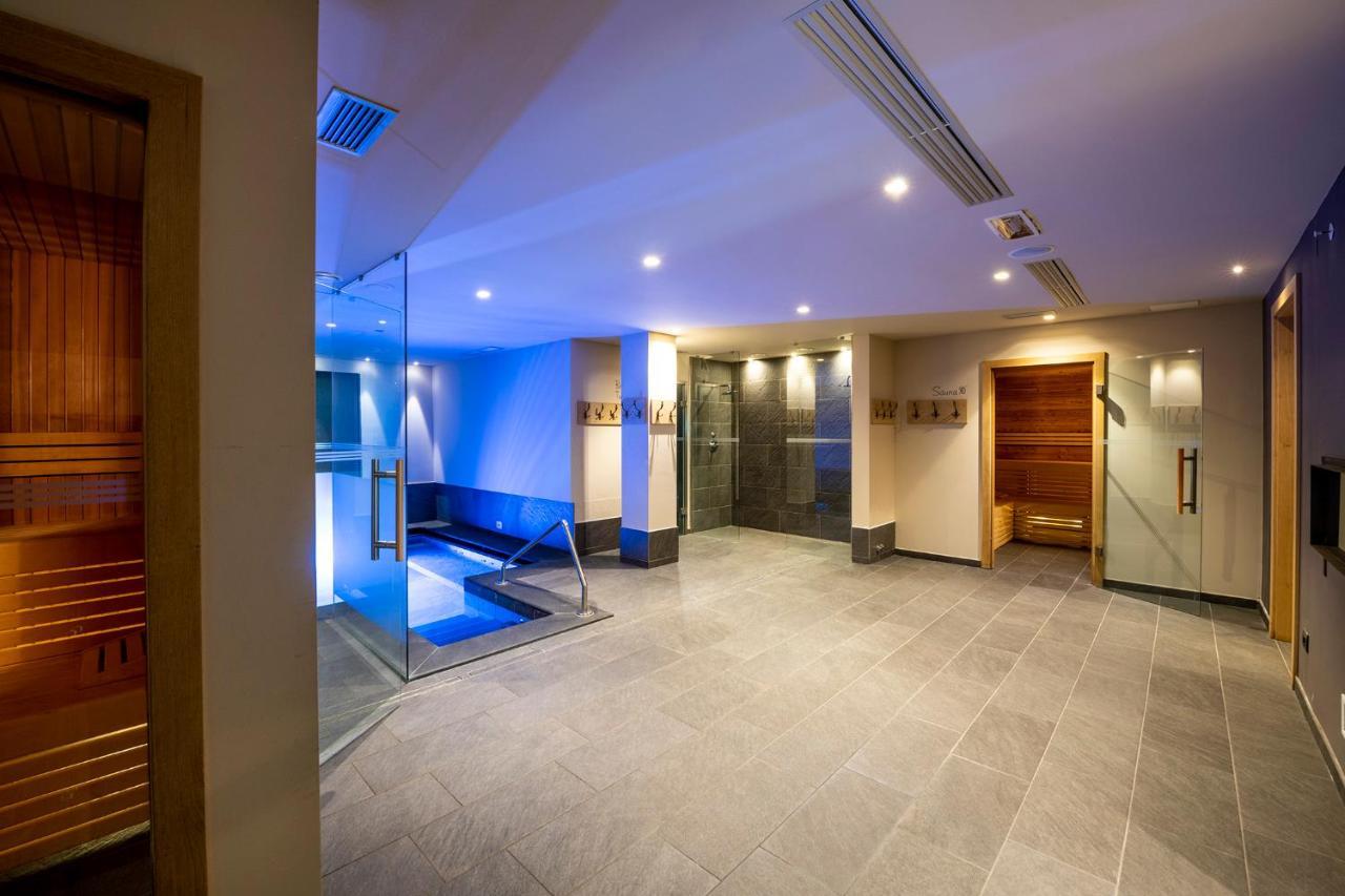Design & Suite Hotel Ciarnadoi ヴィーゴ・ディ・ファッサ エクステリア 写真