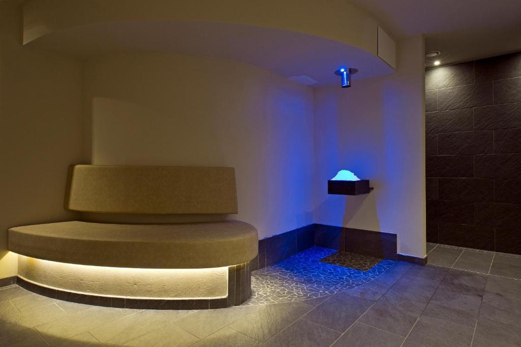 Design & Suite Hotel Ciarnadoi ヴィーゴ・ディ・ファッサ エクステリア 写真